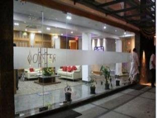 Oyster Airport Hotel Хидерабад Екстериор снимка