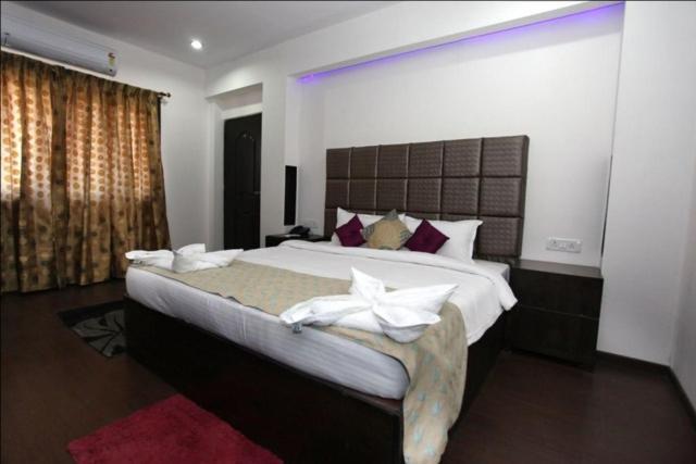 Oyster Airport Hotel Хидерабад Екстериор снимка